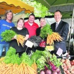 The farmer’s market is opened last October by manager Kardien Gerbrands, left.