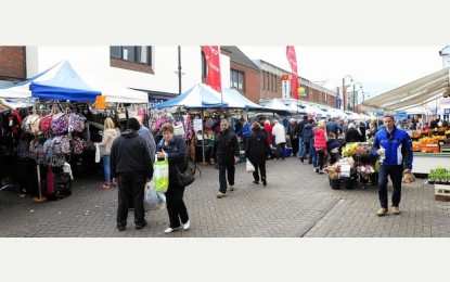 Shoppers descend on Nuneaton as market returns