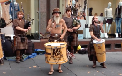 Awesome Scottish street music – Clanadonia